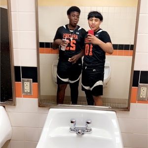 Meet your Posher, Johnny